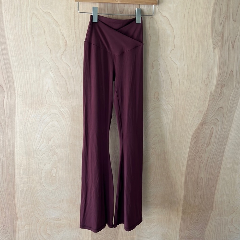 AERIE V Waist Flair